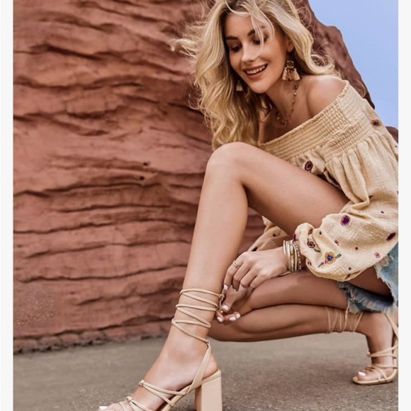 Heels - Picture 2 of 3